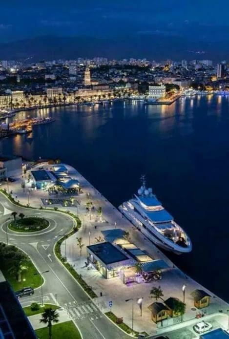 U Srcu Grada - Ilicev Prolaz Leilighet Split